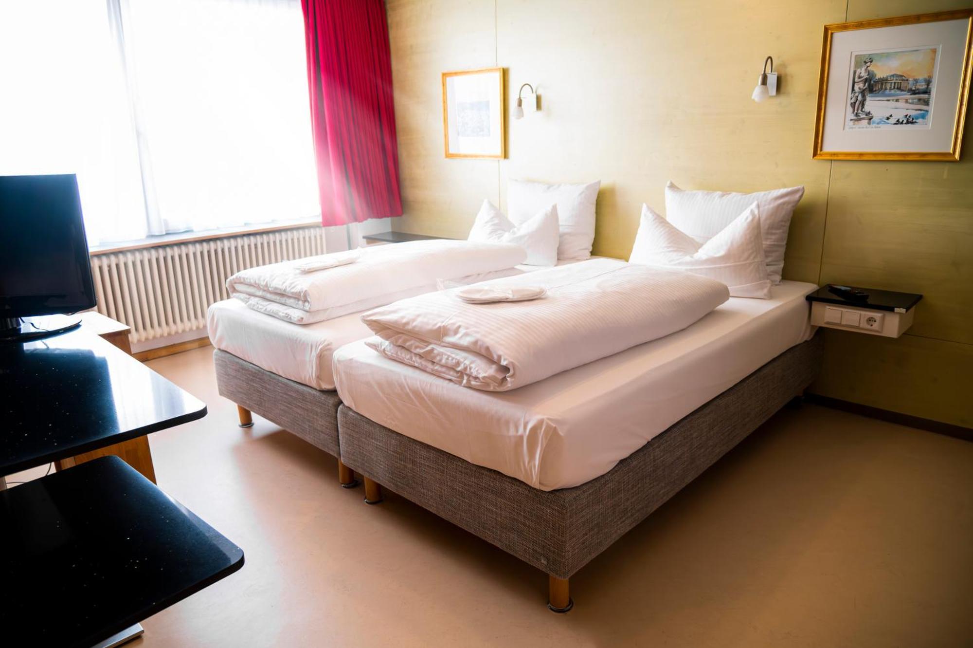 Abalon Ideal 3* Stuttgart